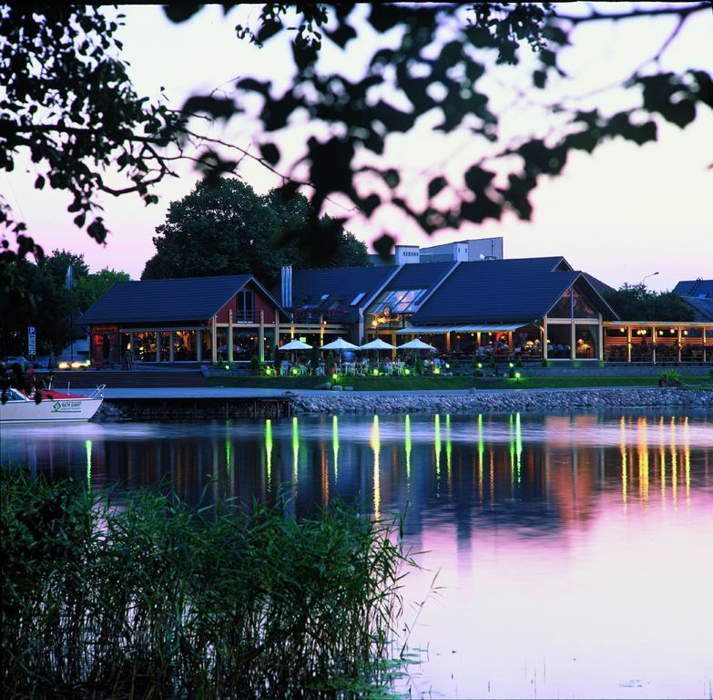 Apvalaus Stalo Klubas Gastro & Spa Hotel Trakai Exterior foto