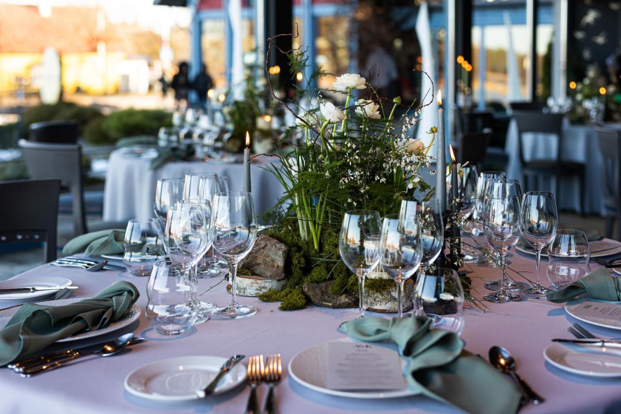 Apvalaus Stalo Klubas Gastro & Spa Hotel Trakai Exterior foto